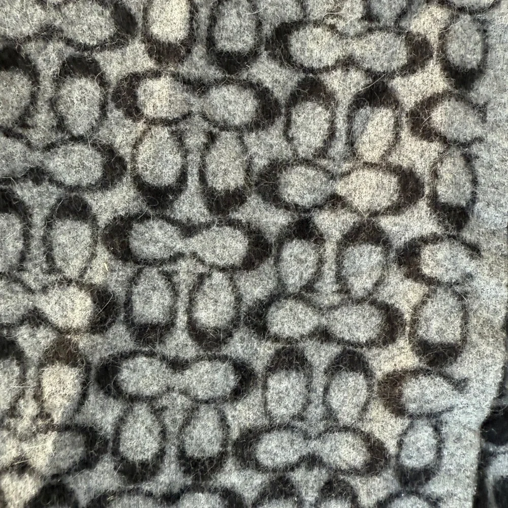 Coach‎ Signature Logo Scarf Oblong Gray Black Angora Rabbit Hair Cashmere Wool